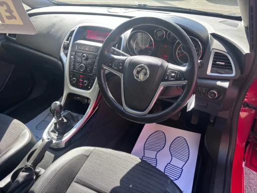 Vauxhall astra 2015